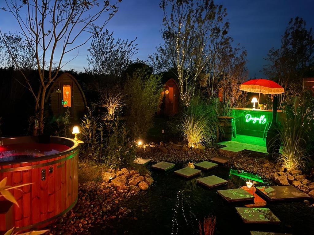 Dragonfly Glamping Spa Retreat Ashford  Exterior foto