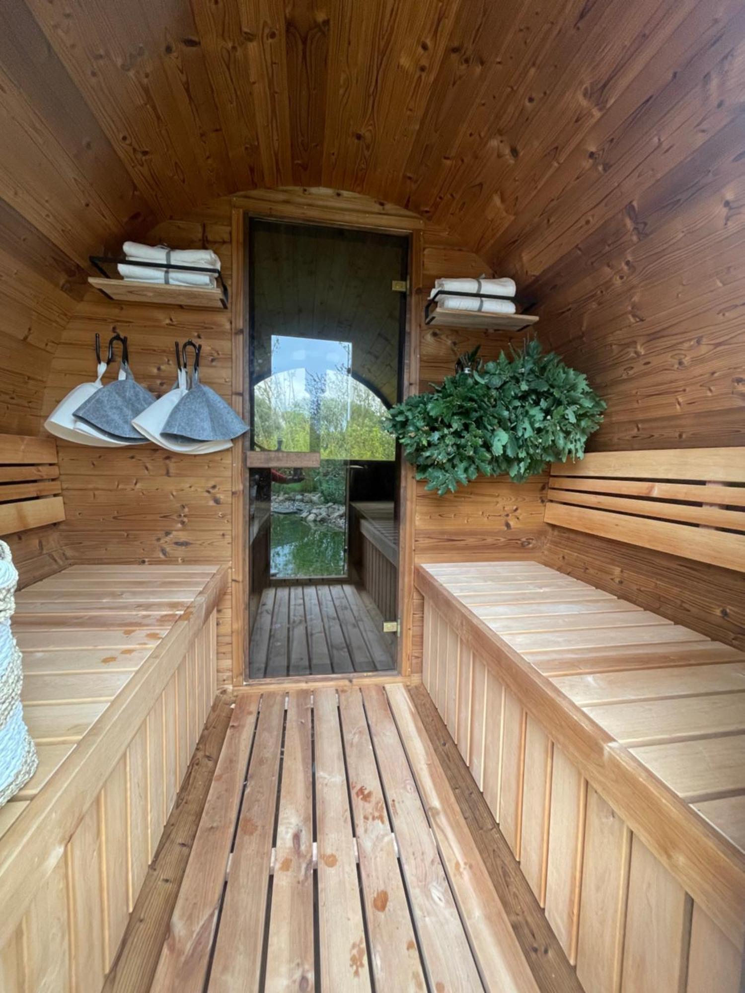 Dragonfly Glamping Spa Retreat Ashford  Exterior foto