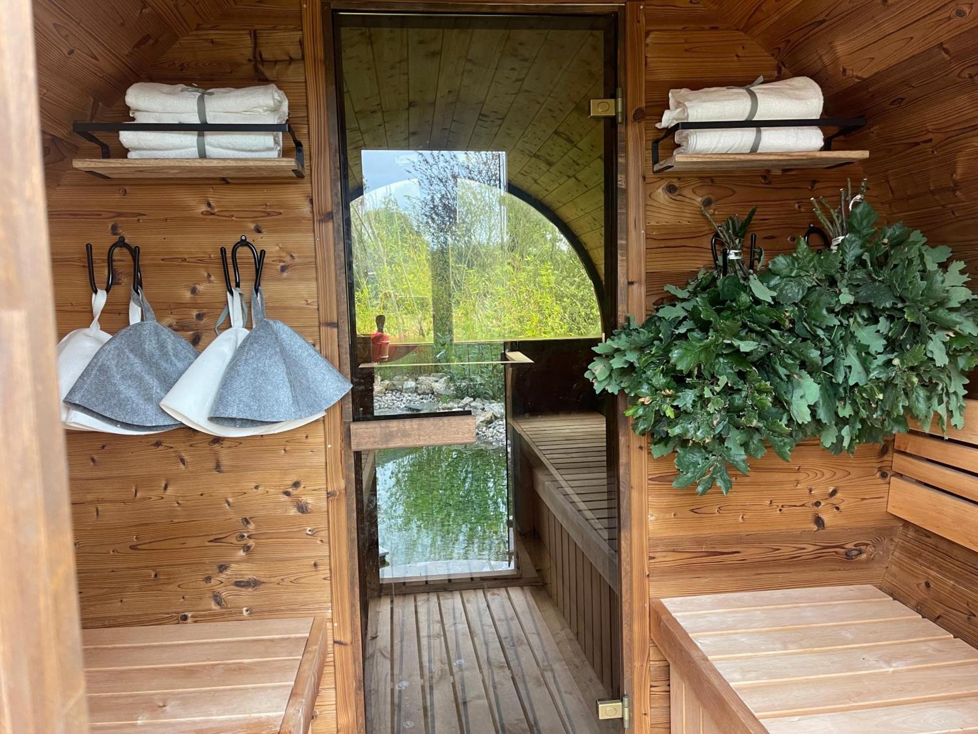 Dragonfly Glamping Spa Retreat Ashford  Exterior foto