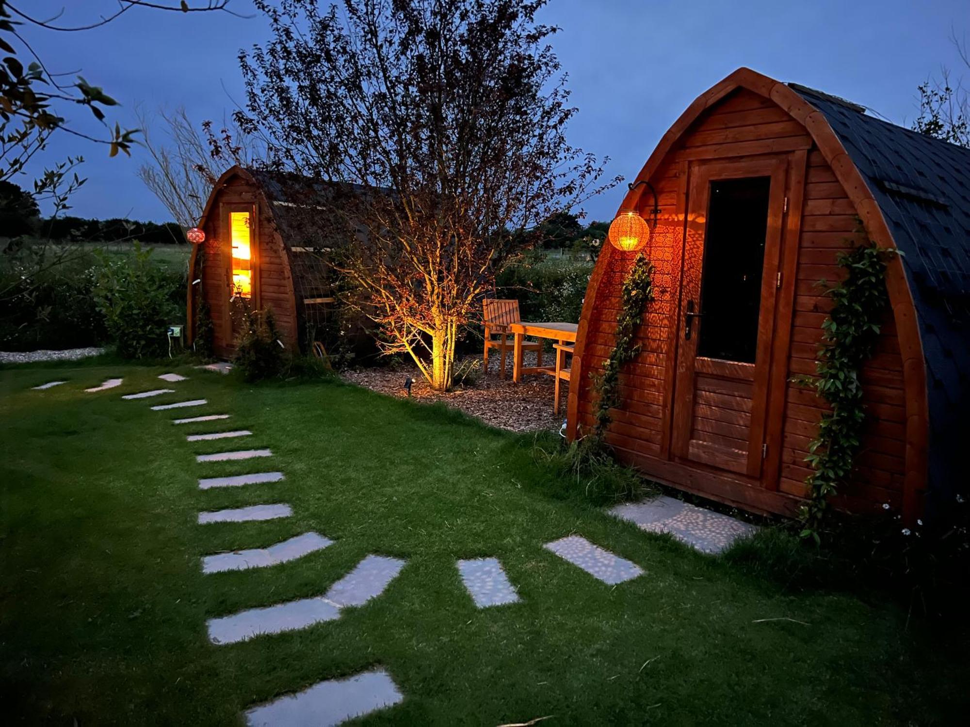 Dragonfly Glamping Spa Retreat Ashford  Exterior foto